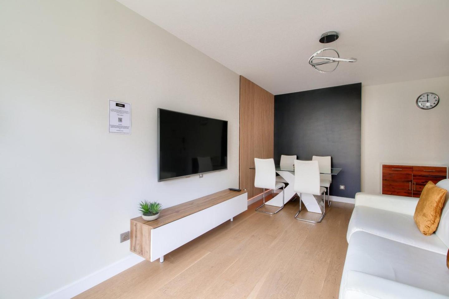 מונטבראן 123Home - Suite & Spa Xl מראה חיצוני תמונה